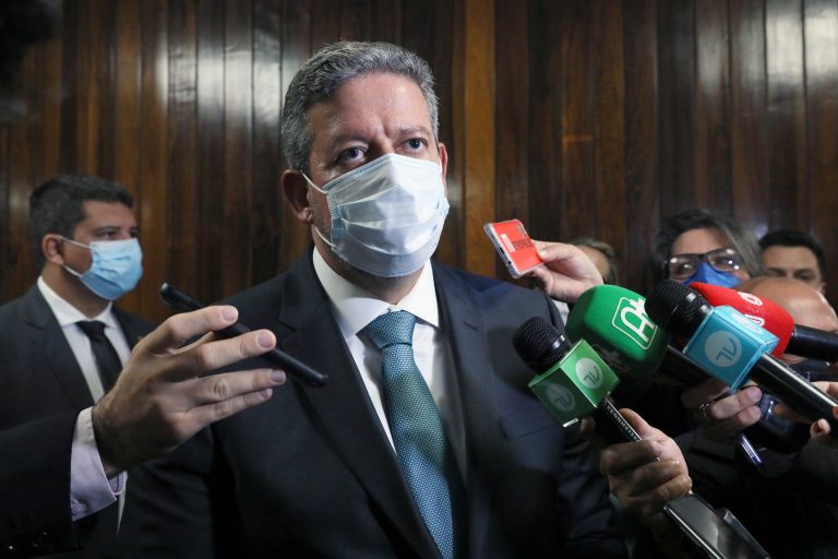 REFORMA TRIBUTÁRIA: Proposta não será votada enquanto texto não estiver maduro, afirma Lira