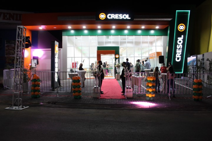 CRESOL UNIÃO DOS VALES: Nova agência é inaugurada em Cândido de Abreu (PR), em comemoração aos 18 anos de atividades na cidade