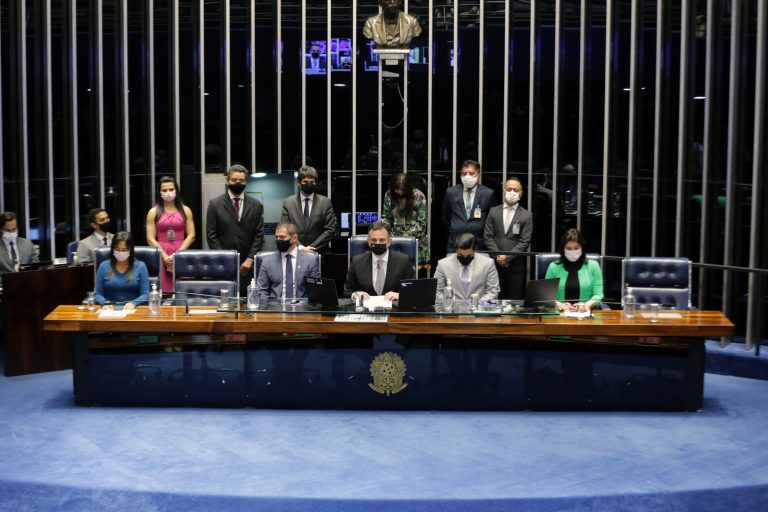 LEGISLATIVO: Reforma eleitoral é promulgada; novas regras serão aplicadas nas eleições de 2022