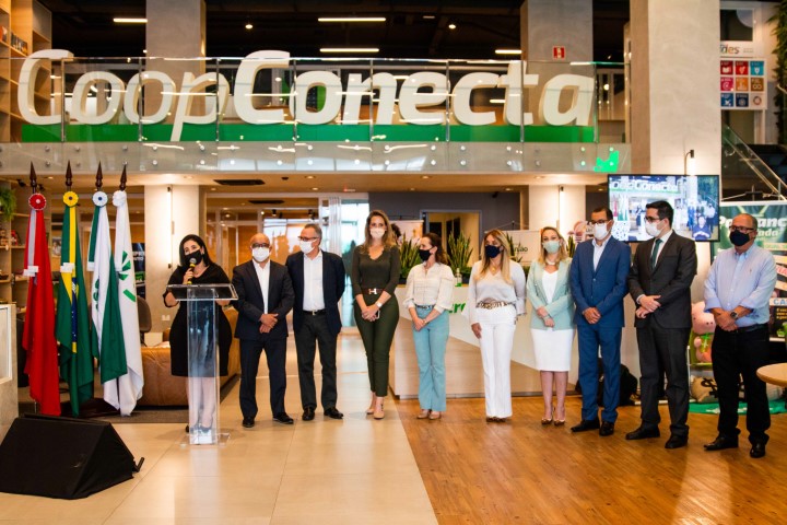 SICREDI UNIÃO PR/SP: CoopConecta comemora um ano de atividade