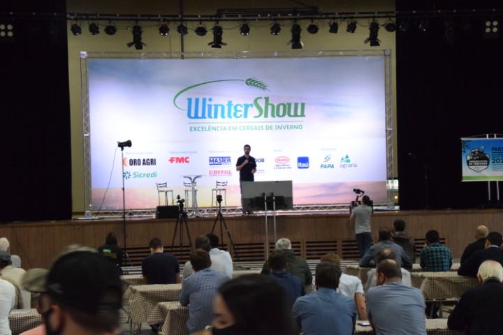 AGRÁRIA: Cenário macroeconômico pauta discussão do 2º dia do WinterShow 2021