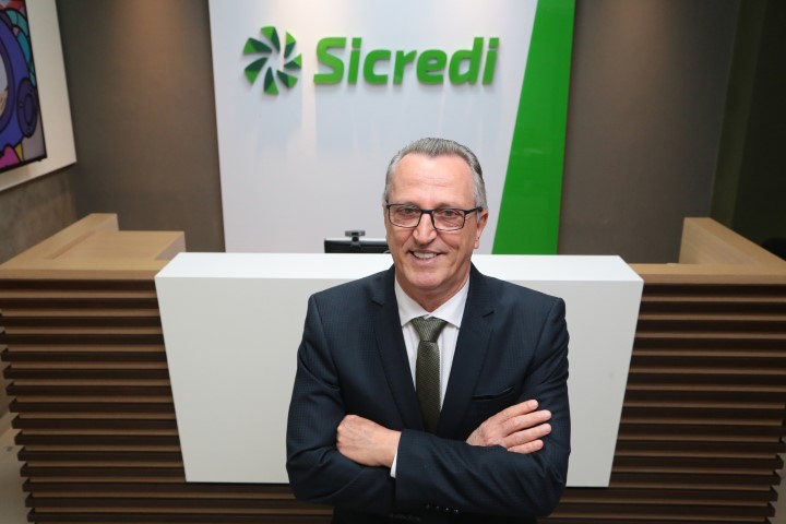 SICREDI UNIÃO PR/SP: Cooperativa atinge a marca de R$ 4 bi em crédito total