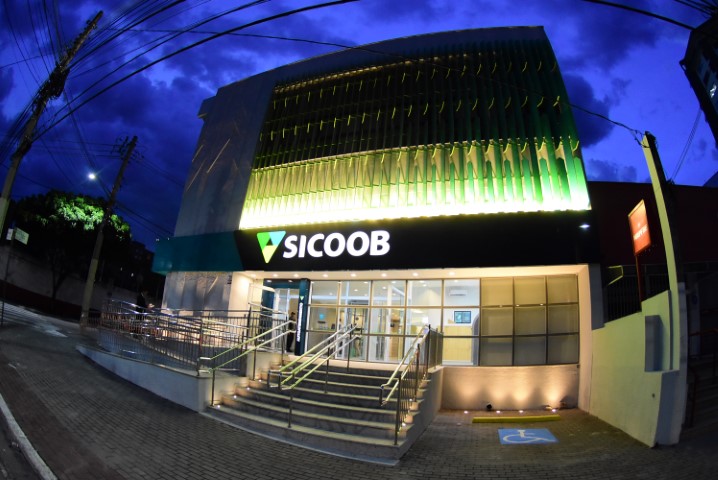 SICOOB: Presente na 8ª Semana Nacional de Educação Financeira 