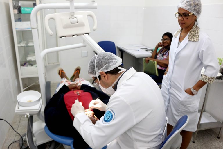 CÂMARA II: Comissão debate atendimento de planos odontológicos