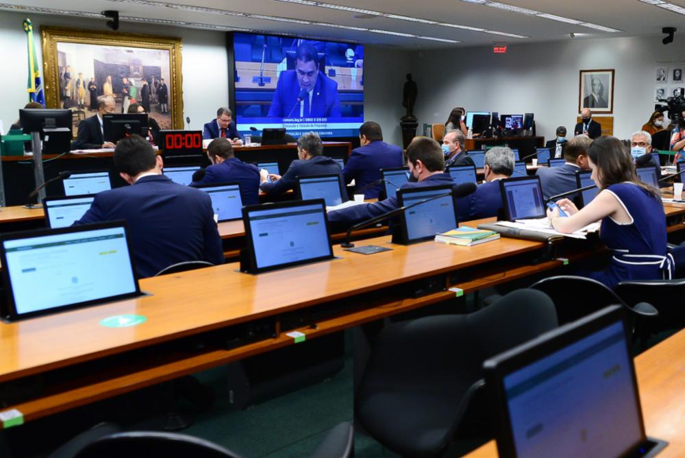 PL 2.541/2021: OCB comemora aprovação de desoneração da folha na Câmara