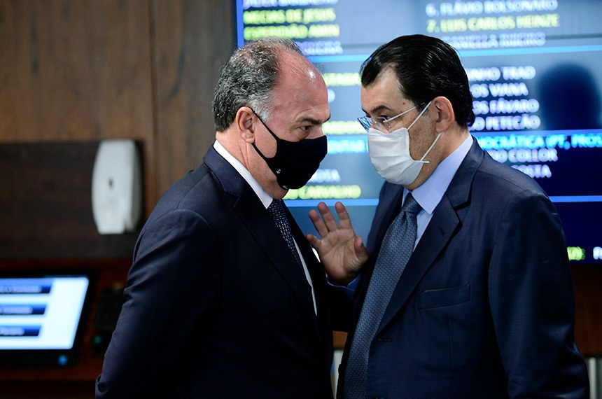LEGISLATIVO: Relatório favorável à PEC dos Precatórios é lido na CCJ