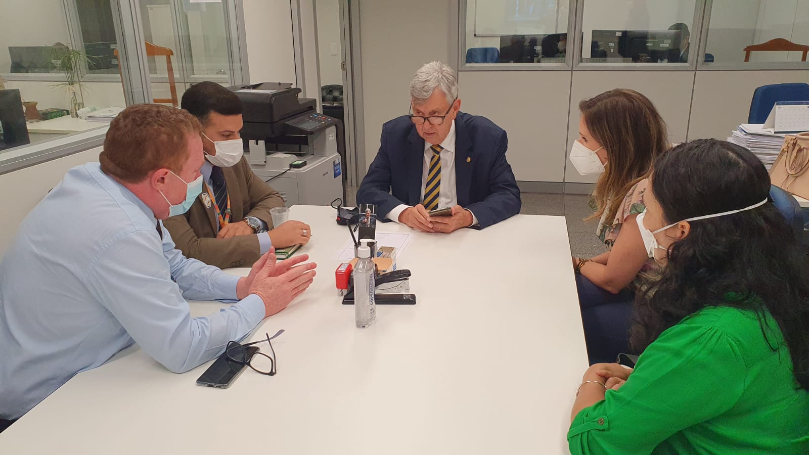 SISTEMA OCB: Pauta prioritária do cooperativismo é tema de reunião com senador Heinze