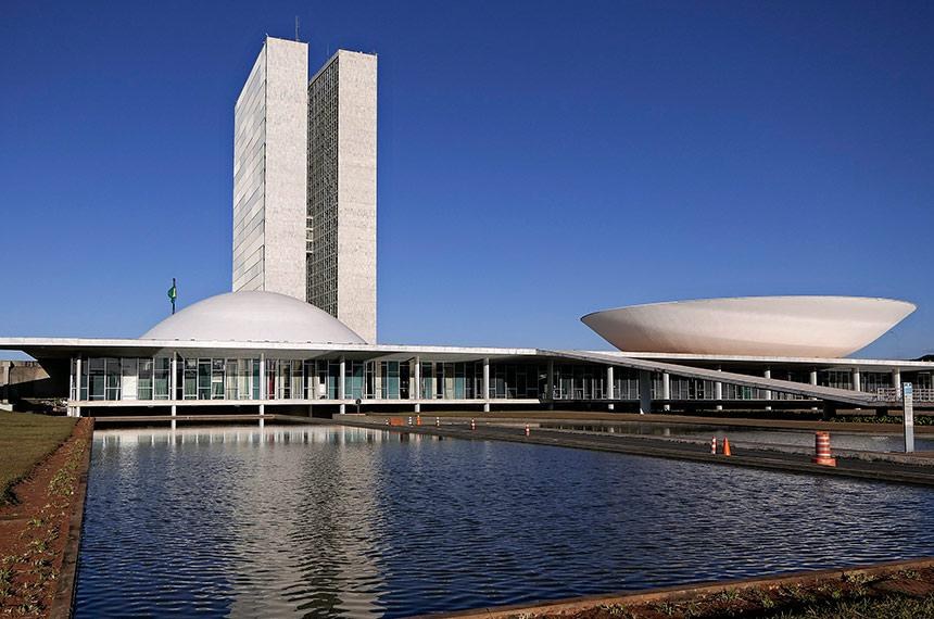 LEGISLATIVO: Congresso tem 36 vetos presidenciais na fila de votação
