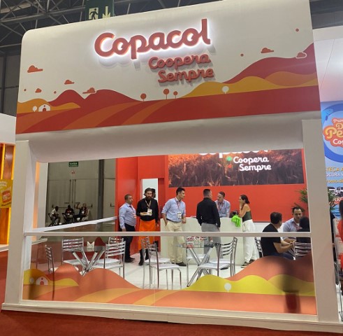 COPACOL: Novas parcerias são consolidadas na Super Rio Expofood 