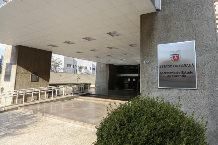 FUNREP: Governo prorroga início da cobrança de contrapartida de empresas com benefícios fiscais