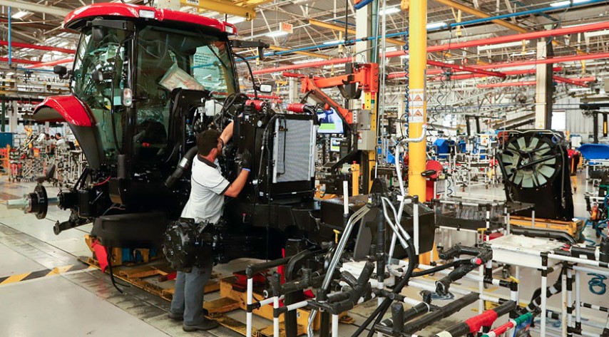 IBGE: Produção industrial varia 0,3% em março e fecha primeiro trimestre em queda