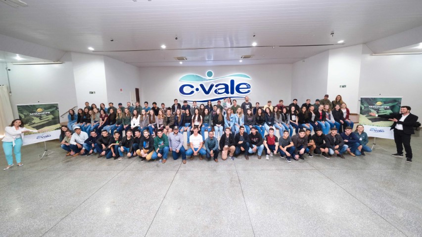 C.VALE I: Encontro da C.Vale reúne jovens cooperados e filhos de associados 