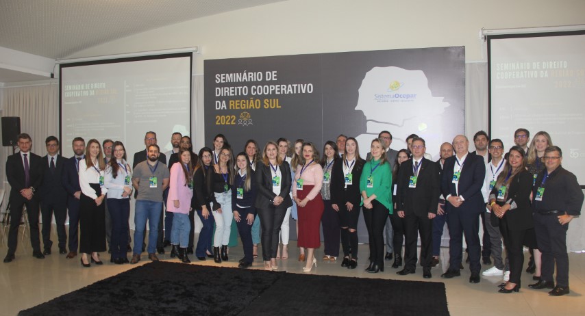 DIREITO COOPERATIVO: Seminário reuniu representantes dos três estados do Sul em Florianópolis (SC)