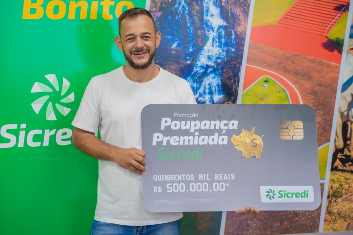 SICREDI: Associado de Campo Bonito (PR) ganha meio milhão de reais no sorteio especial de outubro da Poupança Premiada 