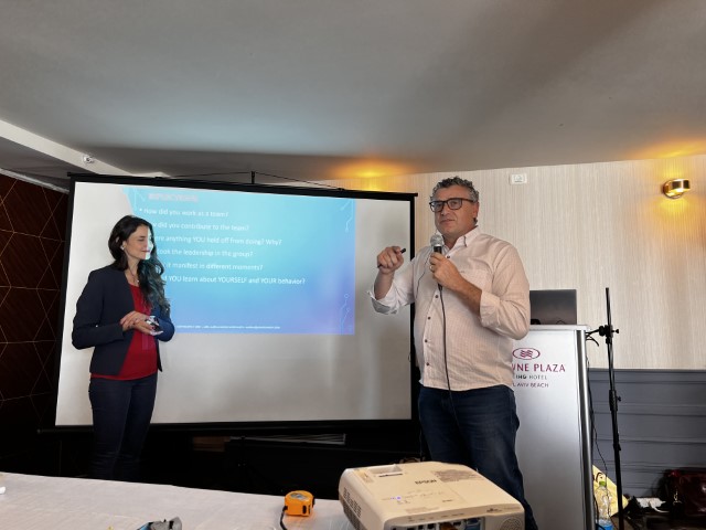 MISSÃO INTERNACIONAL: Cooperativistas brasileiros participam de capacitação em liderança disruptiva no ramo transporte, em Tel Aviv