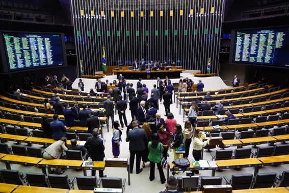 LEGISLATIVO: Adiada votação da MP que altera prazo para inscrição no Cadastro Ambiental Rural