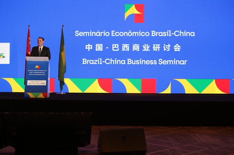 MAPA: Ministro Carlos Fávaro comemora resultados da visita oficial à China