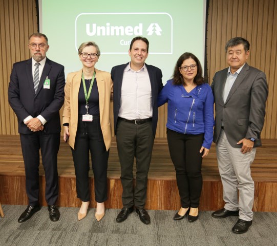 SAÚDE: Unimed Curitiba e PUCPR se unem para formação de novos recursos humanos em saúde