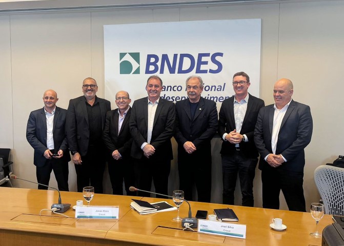 CRESOL: Diretores se reúnem com presidente do BNDES