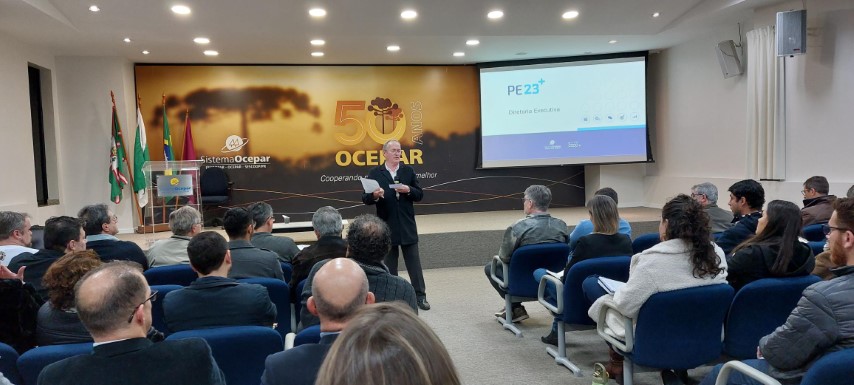 SISTEMA OCEPAR: Diretoria executiva reúne equipes de trabalho para discutir as ações que deverão ser executadas até o final do ano