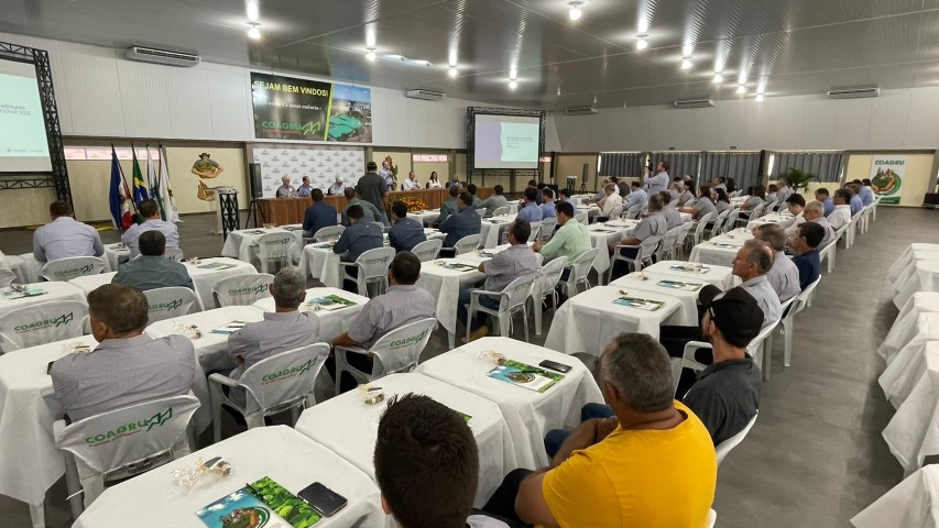 ENCONTROS DE NÚCLEOS: Terceira reunião é realizada em Ubiratã, com 90 lideranças do Norte e Noroeste