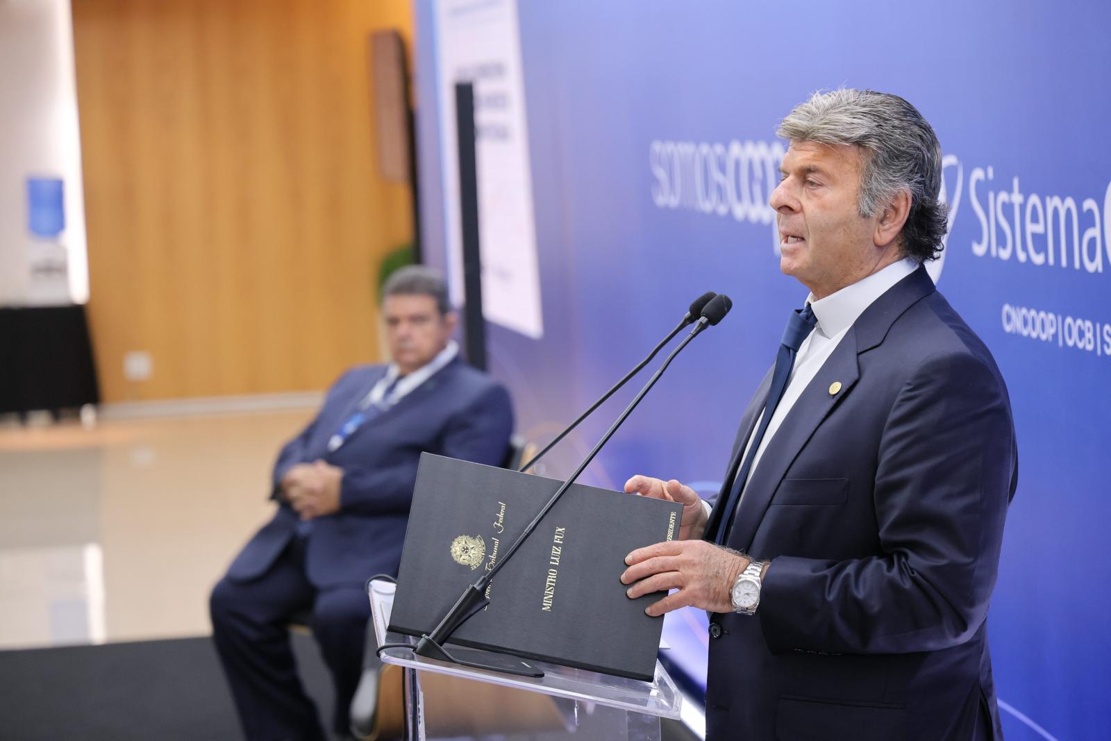 SISTEMA OCB: Luiz Fux exalta poder do cooperativismo em Seminário Jurídico