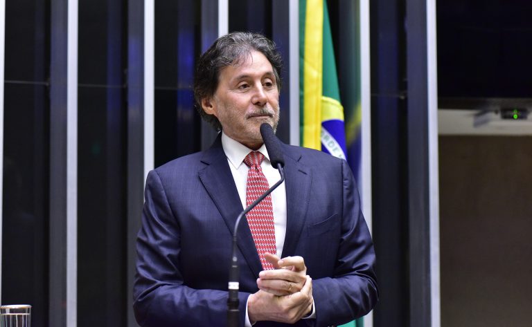 LEGISLATIVO II: Câmara aprova refinanciamento de dívidas rurais de até R$ 100 mil