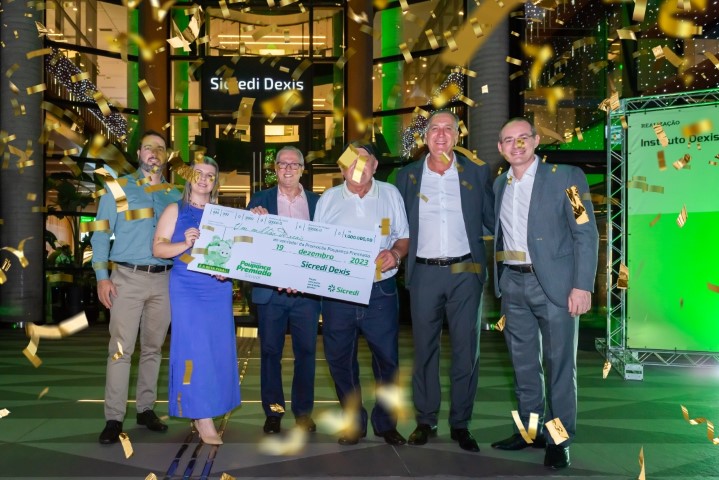 CRÉDITO: Paranaense ganha prêmio de R$ 1 milhão no Sicredi