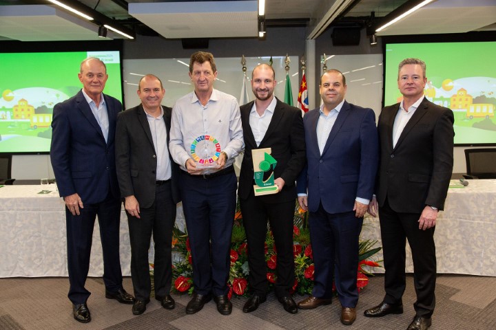 CRÉDITO: Sicredi Parque é premiada pela Central durante Assembleia Geral de Cooperativas