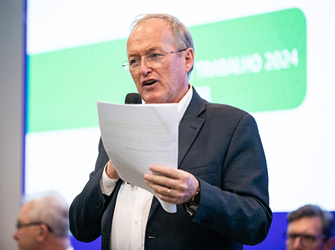 AGO: 2024 será um ano de muitos desafios; regulamentação do ato cooperativo é um deles, afirma Ricken