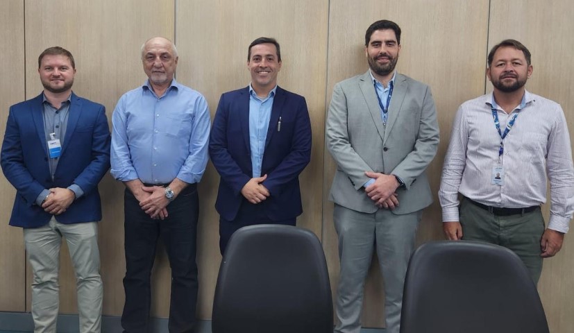 SISTEMA OCB: DNIT avalia liberação de transporte noturno de grãos