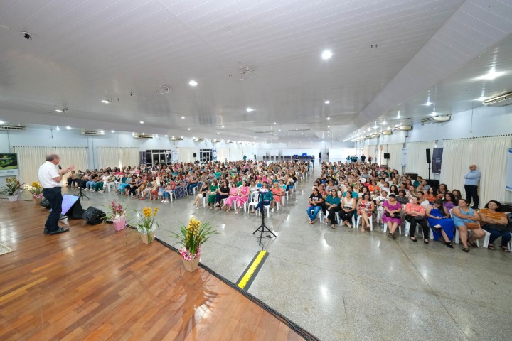 AGRO: C.Vale reúne 700 pessoas no 24º Seminário da Mulher