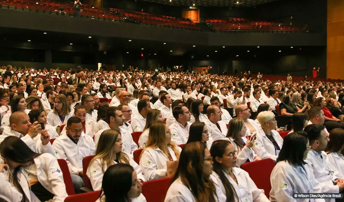 demografia medica 08 04 2024