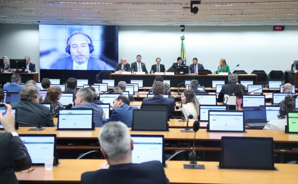 REFORMA TRIBUTÁRIA: Fazenda detalha inclusão de combustíveis e cooperativas entre os regimes específicos do novo sistema