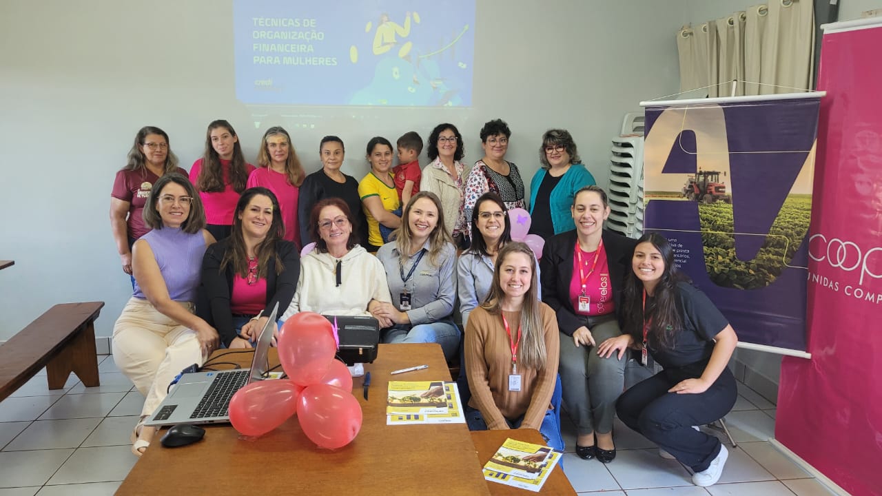 CRÉDITO: Projeto inédito da Credicoopavel leva educação financeira a mulheres