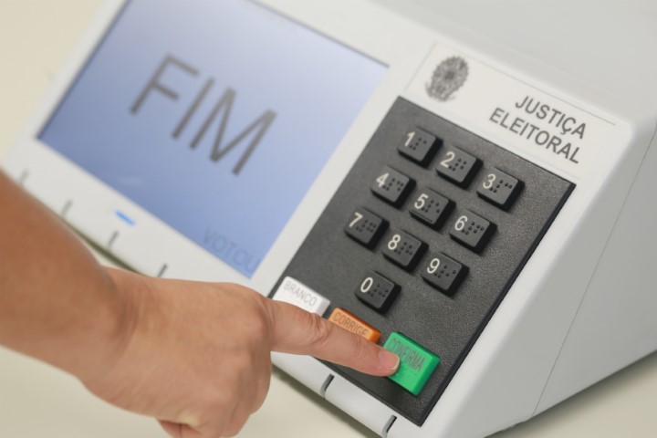RELAÇÕES INSTITUCIONAIS: Calendário eleitoral de julho é destaque no Informativo Semanal 