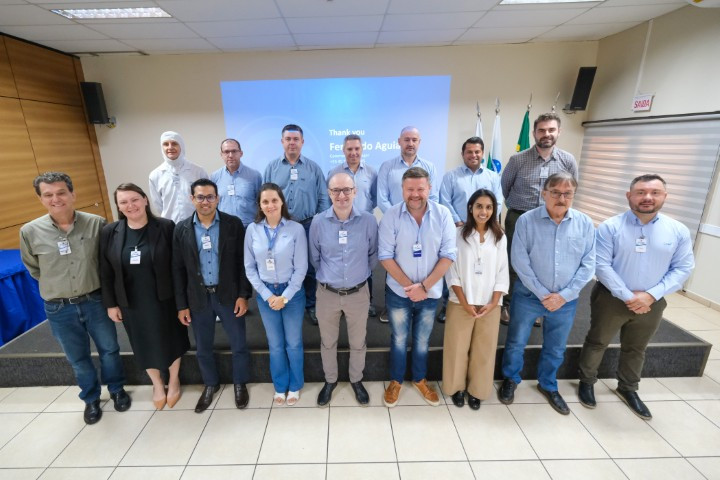 C.Vale recebe vice-embaixador do Reino Unido
