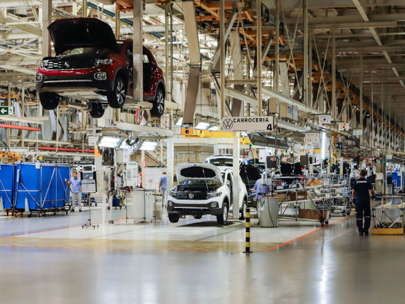 industria 12 06 2025