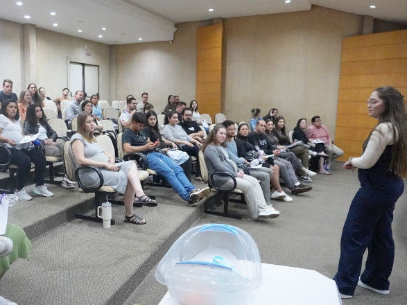 Programa Nascer Bem da Unimed Costa Oeste encerra mais uma edição com casa cheia e muita troca de experiências