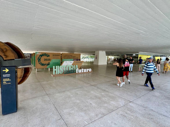 Museu Oscar Niemeyer recebe exposição “Cooperativismo: história, legado e futuro”, da Frísia e Sistema Ocepar