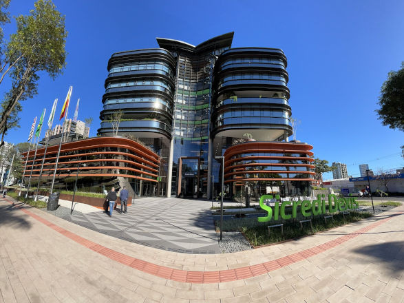 Tecnologia e sustentabilidade no campo: Maringá sedia o Agrienergy Summit 2025
