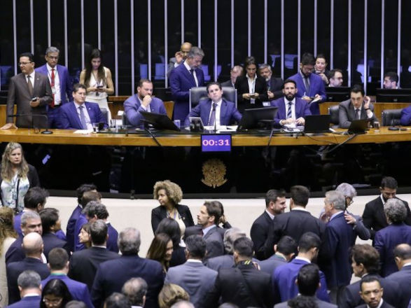 legislativo 02 10 2025