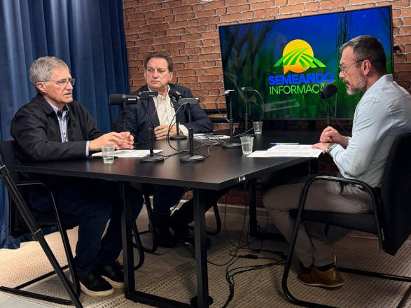 Superintendente da Fecoopar participa de programa da TV Assembleia