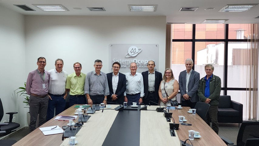 Presidente do Sistema Ocepar recebe novo superintendente do MAPA e presidente do CREA-PR
