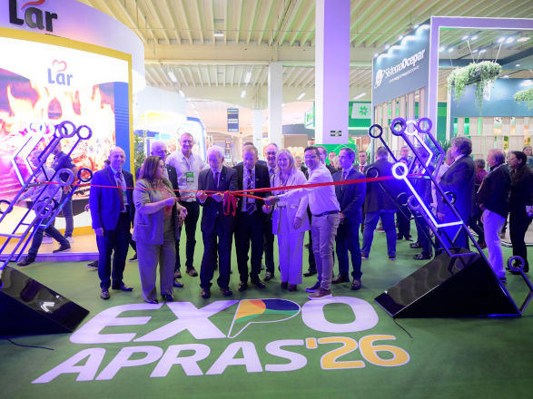 Sistema Ocepar e 12 cooperativas paranaenses marcam presença na ExpoApras