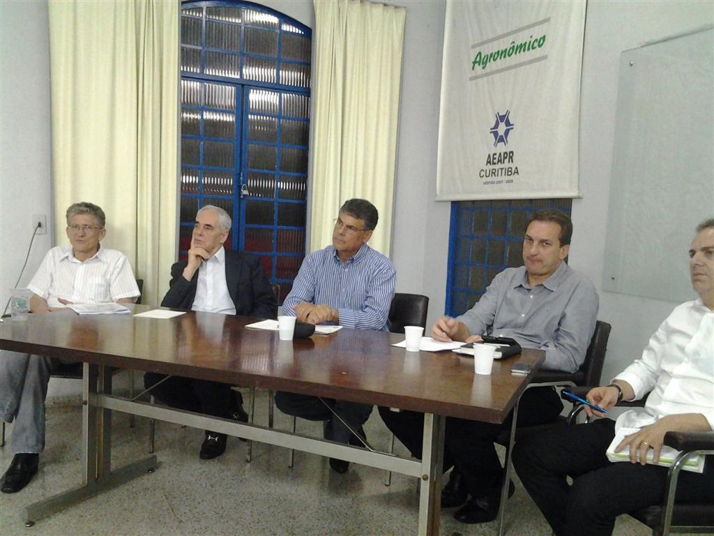 AEAPR/CURITIBA: Secretário da Agricultura participa de debate sobre logística  